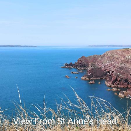 Holiday Home In Dale, Pembrokeshire Værelse billede